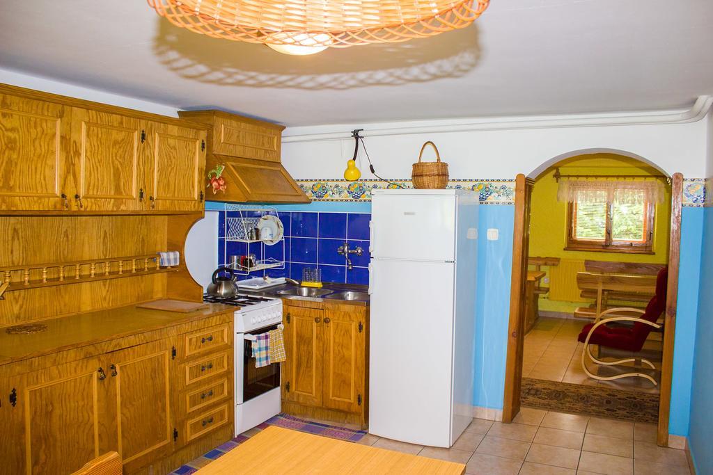 Hacjenda - Apartamenty I Pokoje Goscinne Czarna Góra Esterno foto