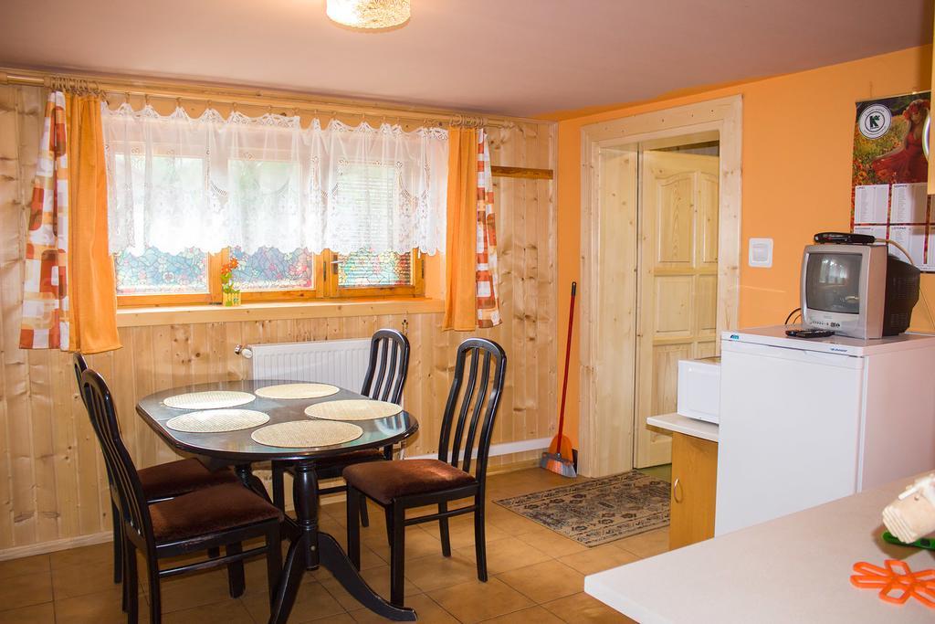 Hacjenda - Apartamenty I Pokoje Goscinne Czarna Góra Esterno foto