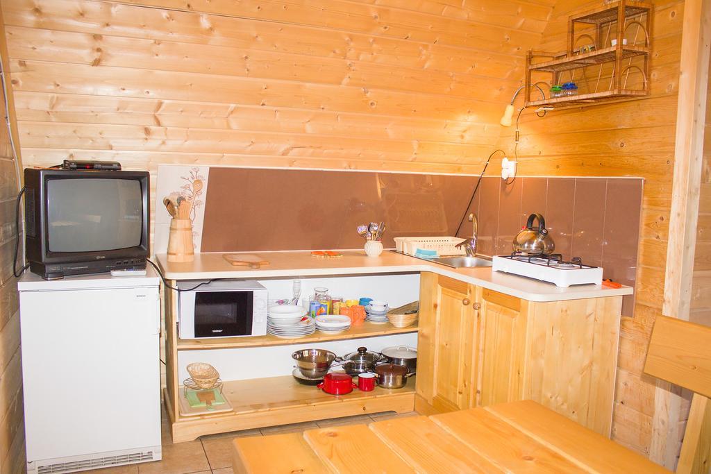 Hacjenda - Apartamenty I Pokoje Goscinne Czarna Góra Esterno foto